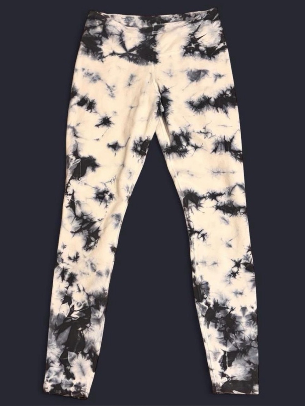 Nike Dri-FIT Tie Dye Leggings Size Small Black White Activewear